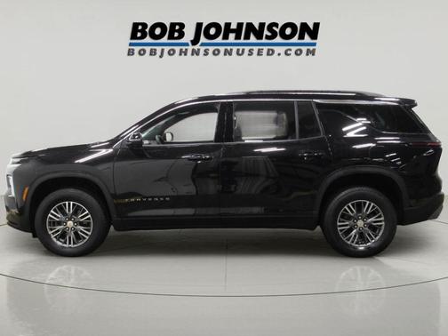 Mosaic Black Metallic 2024 Chevrolet Traverse LT