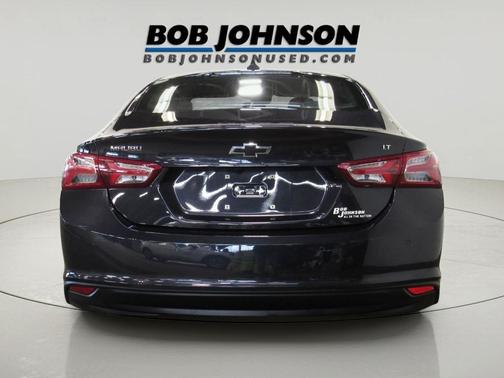 Dark Ash Metallic 2022 Chevrolet Malibu FWD LT