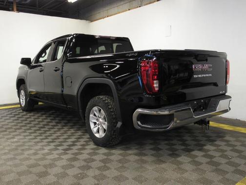 2020 GMC Sierra 1500 SLE