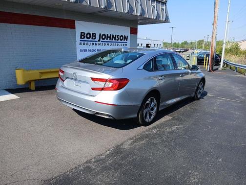 Lunar Silver Metallic 2018 Honda Accord EX