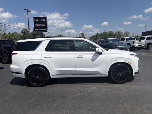 Hyper White 2024 Hyundai PALISADE Calligraphy Night Edition