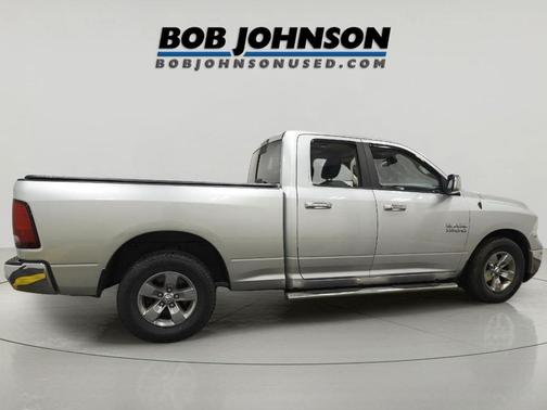 Bright Silver Metallic Clearcoat 2015 RAM 1500 SLT