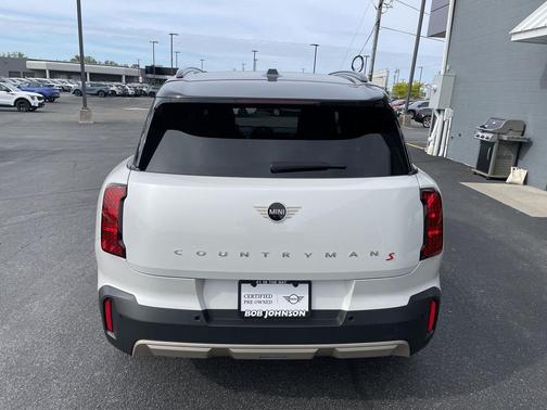 Nanuq White Metallic 2025 MINI Countryman Cooper S ALL4