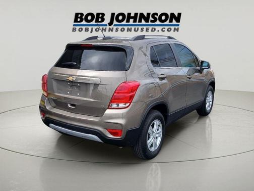 Stone Gray Metallic 2020 Chevrolet Trax LT