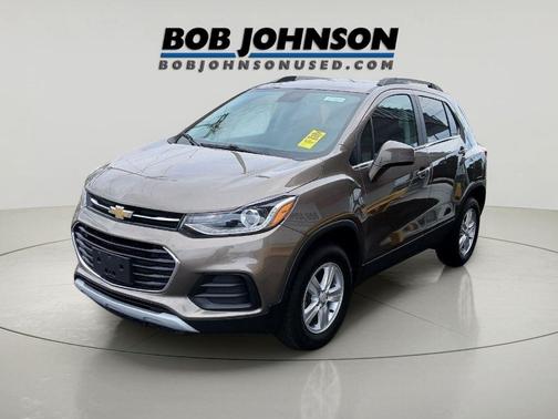 Stone Gray Metallic 2020 Chevrolet Trax LT