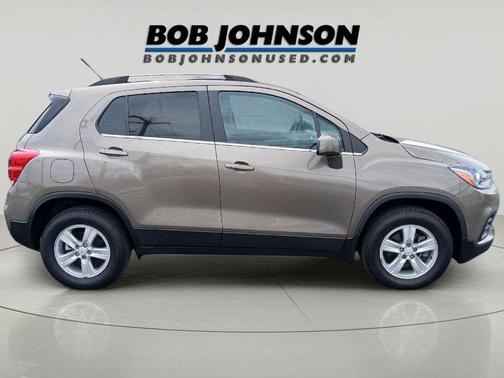 Stone Gray Metallic 2020 Chevrolet Trax LT