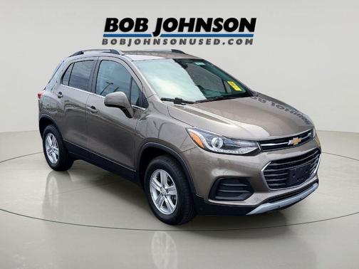 Stone Gray Metallic 2020 Chevrolet Trax LT