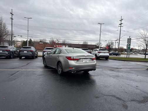 2017 Lexus ES 350 Base