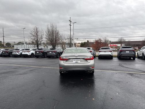 2017 Lexus ES 350 Base