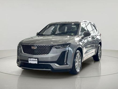 Argent Silver Metallic 2023 Cadillac XT6 Luxury AWD