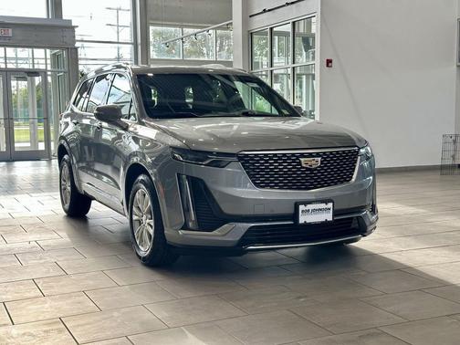 Argent Silver Metallic 2023 Cadillac XT6 Luxury AWD