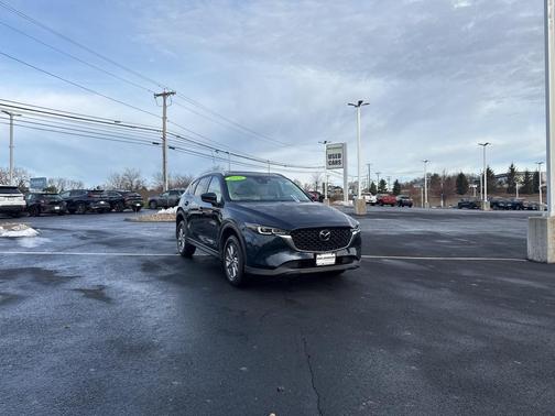 2022 Mazda CX-5 2.5 S Preferred Package