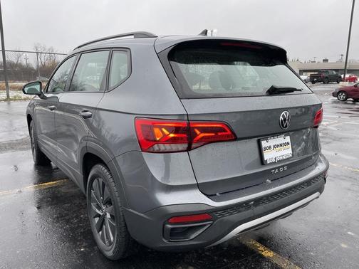 2022 Volkswagen Taos 1.5T S