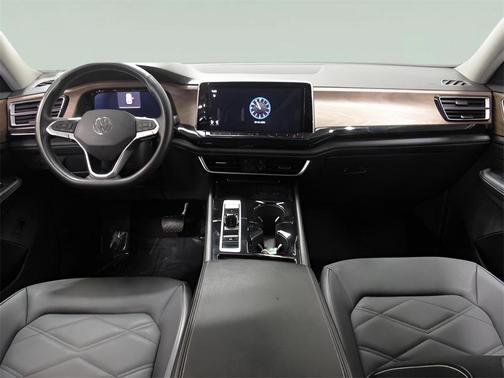 2024 Volkswagen Atlas 2.0T SE w/Technology 4MOTION