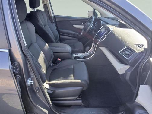 Magnetite Gray Metallic 2021 Subaru Ascent Premium 8-Passenger
