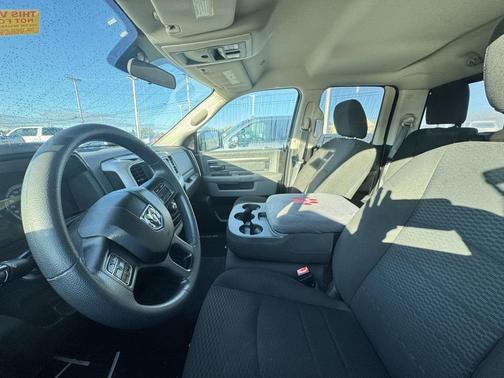 2020 RAM 1500 Classic Warlock Quad Cab 4x4 6'4' Box