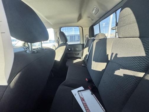 2020 RAM 1500 Classic Warlock Quad Cab 4x4 6'4' Box