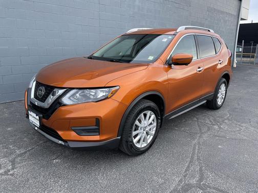 2018 Nissan Rogue SV