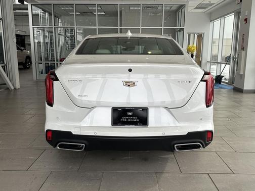 2023 Cadillac CT4 Premium Luxury