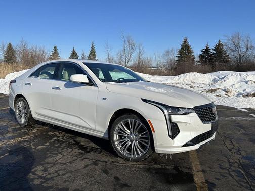 2023 Cadillac CT4 Premium Luxury