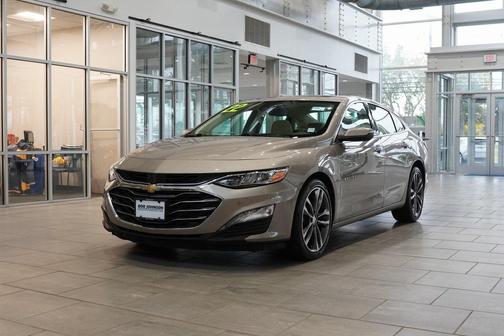 2022 Chevrolet Malibu FWD Premier