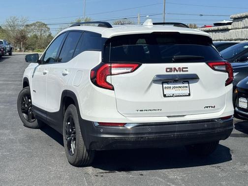 Summit White 2023 GMC Terrain AWD AT4