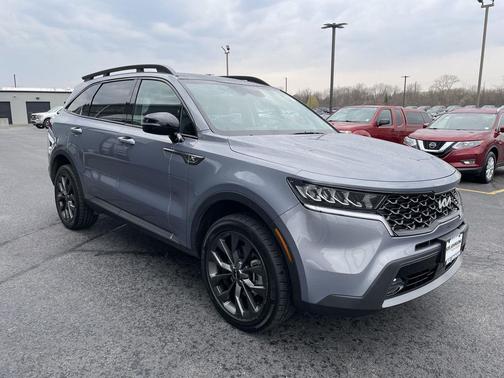 Everlasting Silver 2023 Kia Sorento EX