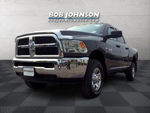 2018 RAM 2500 Tradesman Crew Cab 4x4 6'4' Box
