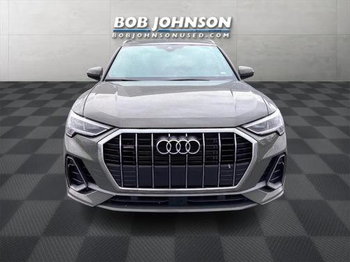 2024 Audi Q3 Premium 45 TFSI S line quattro Tiptronic