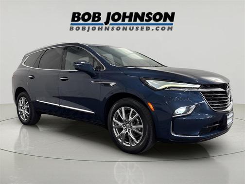 2023 Buick Enclave Essence AWD