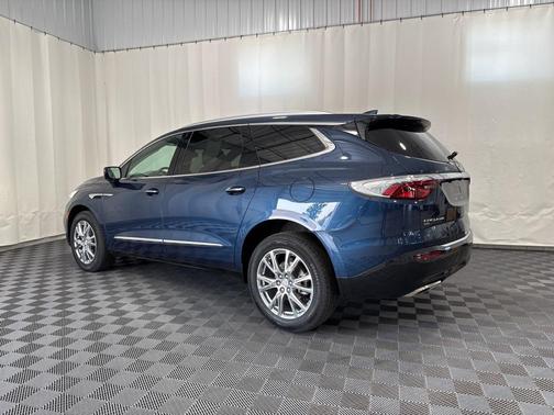 2023 Buick Enclave Essence AWD