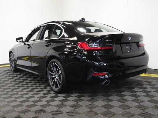 2019 BMW 330 xDrive