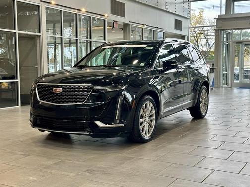 2023 Cadillac XT6 Premium Luxury AWD