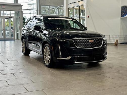 2023 Cadillac XT6 Premium Luxury AWD