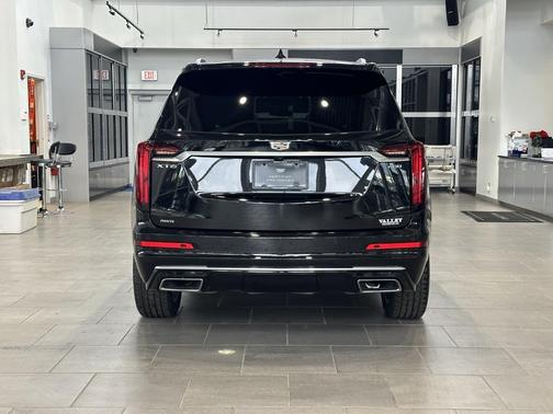 2023 Cadillac XT6 Premium Luxury AWD