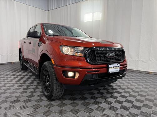 Hot Pepper Red Metallic Tinted Clearcoat 2023 Ford Ranger XLT