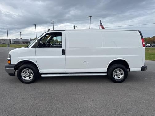 2023 Chevrolet Express 2500 RWD 2500 Regular Wheelbase WT