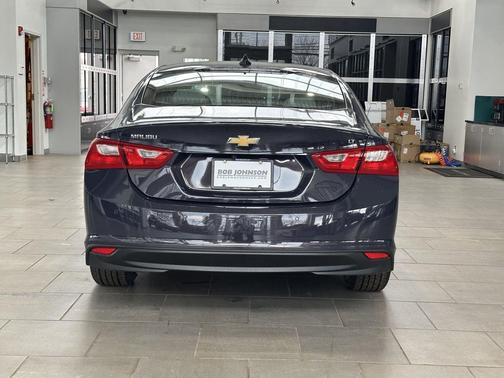 Night Shade Metallic 2025 Chevrolet Malibu FWD 1LT