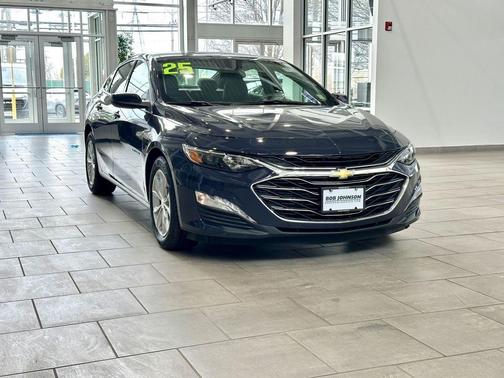 Night Shade Metallic 2025 Chevrolet Malibu FWD 1LT