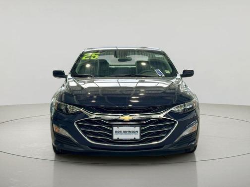 Night Shade Metallic 2025 Chevrolet Malibu FWD 1LT