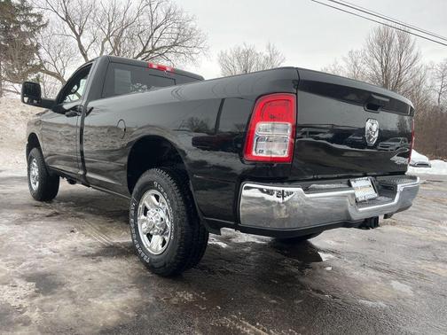 2024 RAM 2500 Tradesman Regular Cab 4x4 8' Box