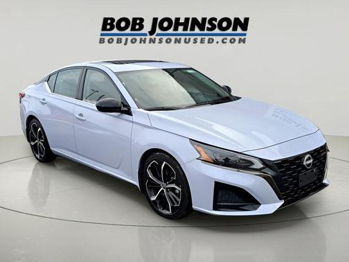 2023 Nissan Altima SR FWD