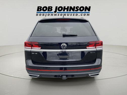 Deep Black Pearl 2023 Volkswagen Atlas 3.6L SE w/Technology