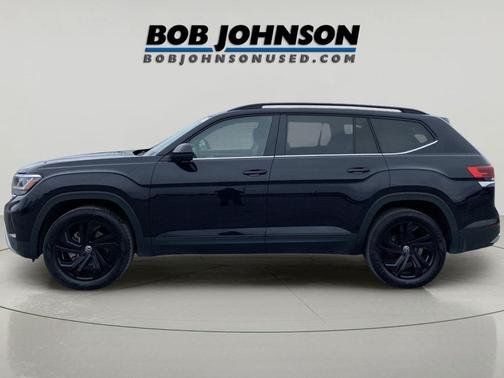 Deep Black Pearl 2023 Volkswagen Atlas 3.6L SE w/Technology