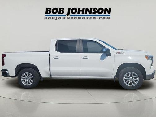 Summit White 2024 Chevrolet Silverado 1500 LT