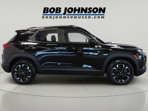 Mosaic Black Metallic 2023 Chevrolet Trailblazer LT