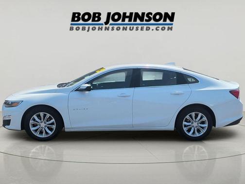 Summit White 2023 Chevrolet Malibu FWD 1LT