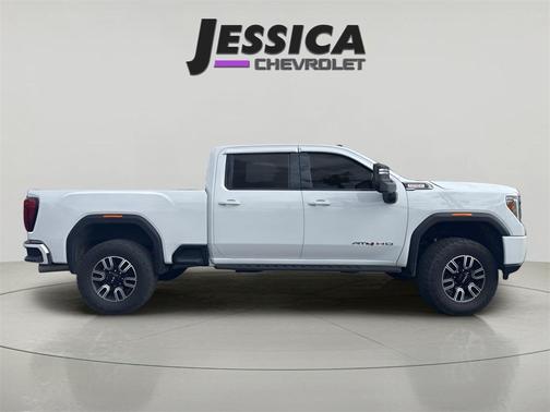 2022 GMC Sierra 2500 AT4