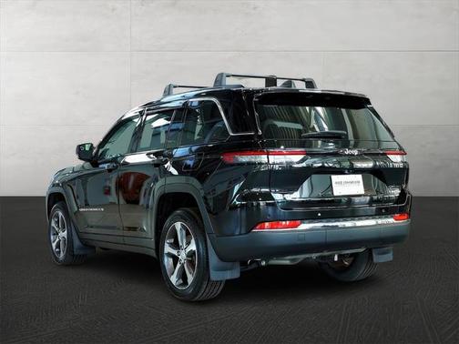 2023 Jeep Grand Cherokee Limited X