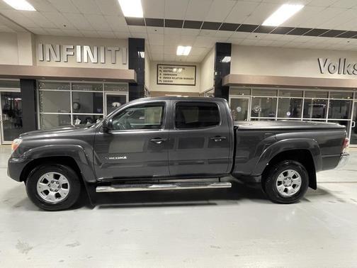 2015 Toyota Tacoma Base